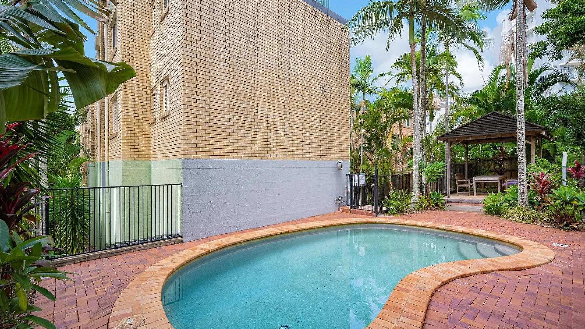 شقة Beachcove Unit 7 Bulcock Beach Qld كالوندرا